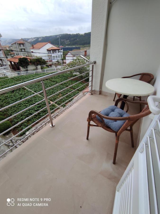 Apartmani Lidija Lopar Exterior foto